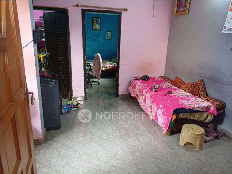 2 BHK House for Lease  In Butt Road