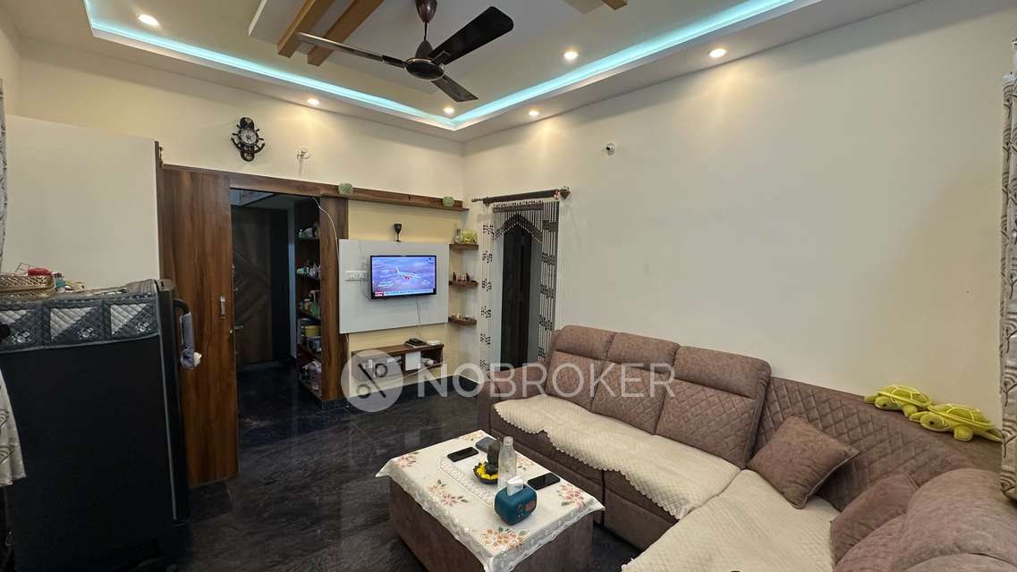 2 BHK Flat In Standalone Building  for Rent  In Vidyaranyapura
