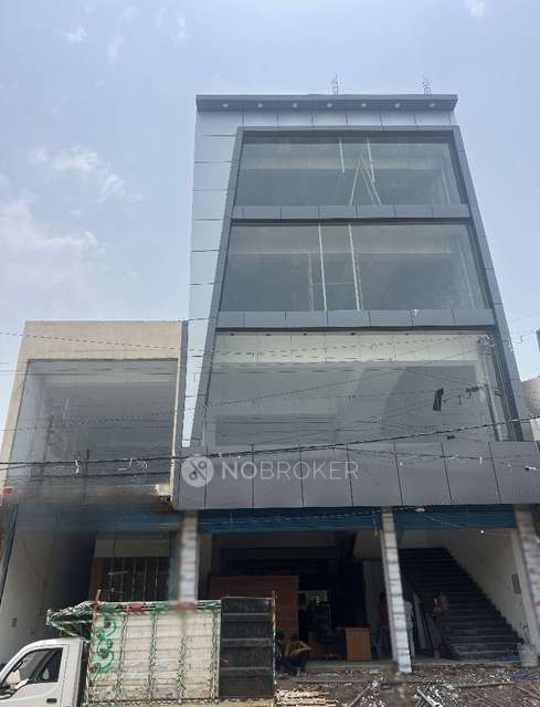 Showroom in Nangloi, Delhi for Rent 