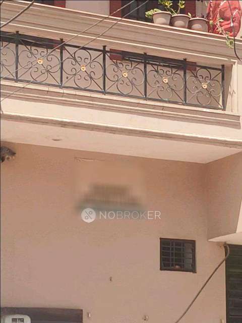 1 BHK House for Rent  In Sector 3,