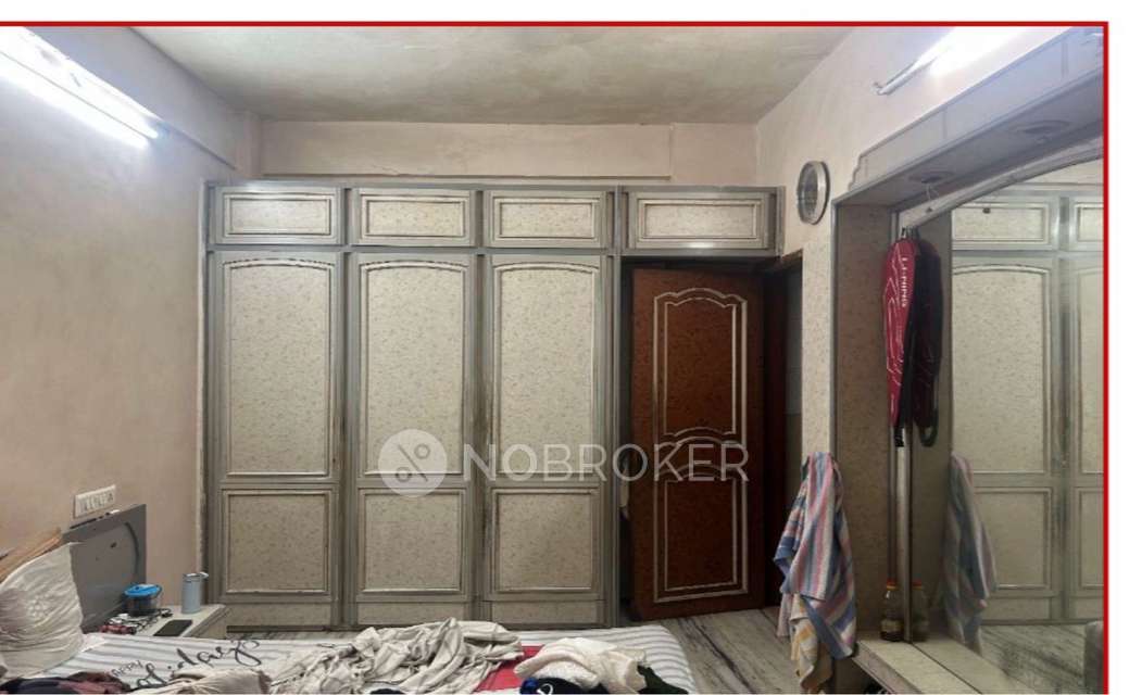 2 BHK Flat In Swami Lilashah Chs For Sale  In Garden Lane