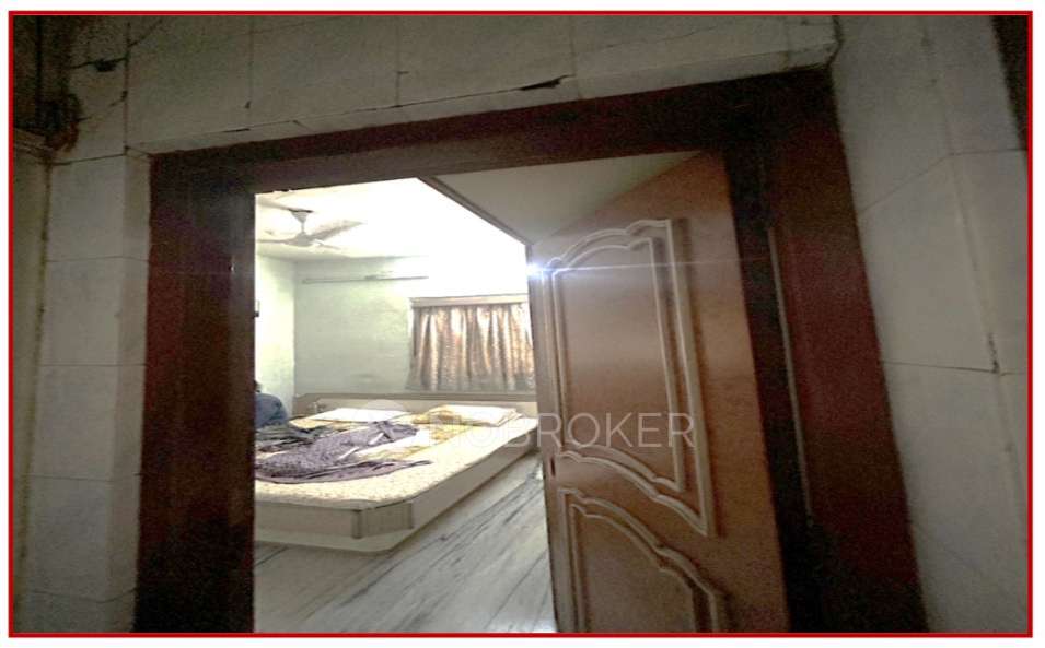 2 BHK Flat In Swami Lilashah Chs For Sale  In Garden Lane