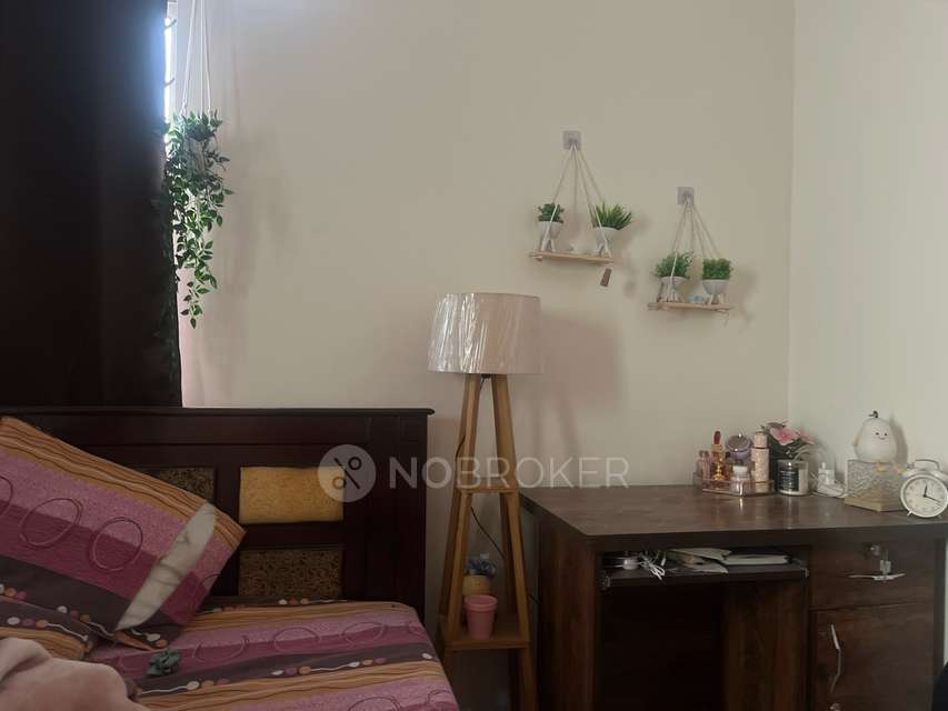 2 BHK Flat In Kristal Ruby for Rent  In Bellandur