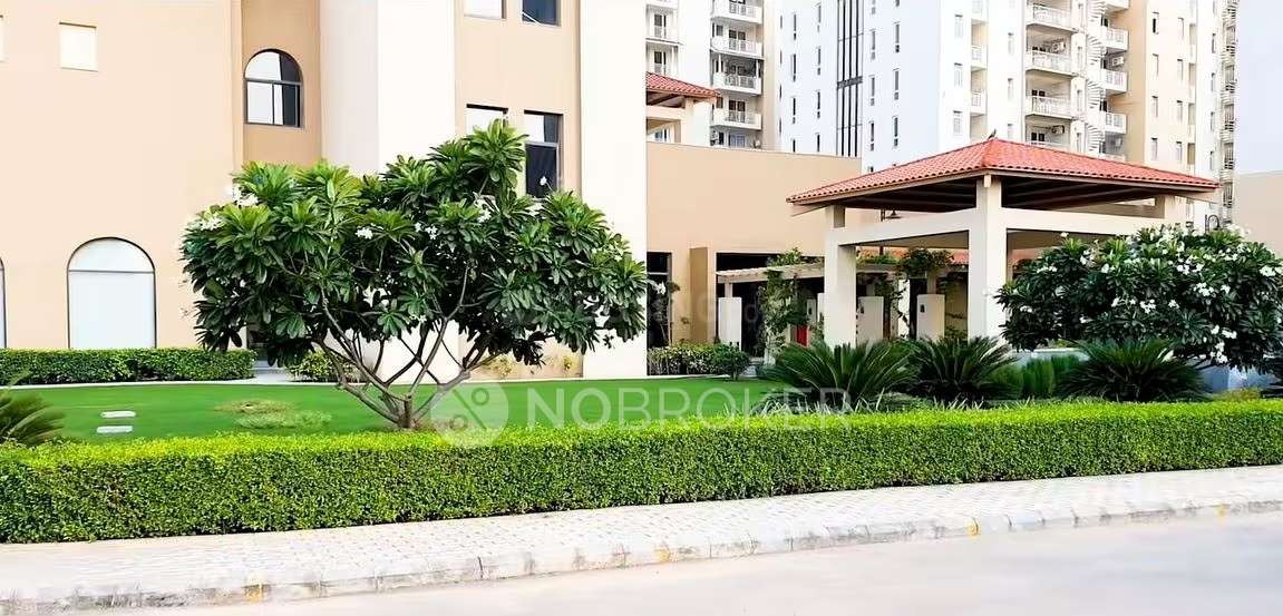 4 BHK Flat In Emaar Palm Hills, Sector 77 For Sale  In Sector 77