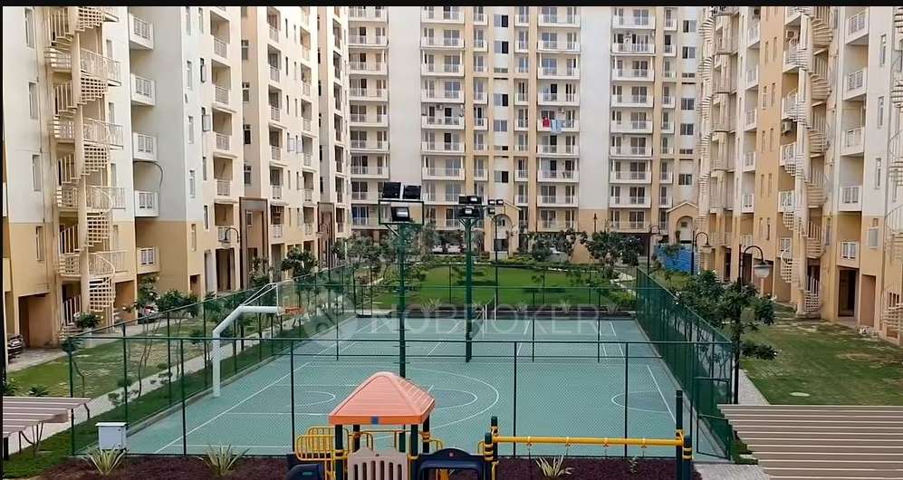 4 BHK Flat In Emaar Palm Hills, Sector 77 For Sale  In Sector 77