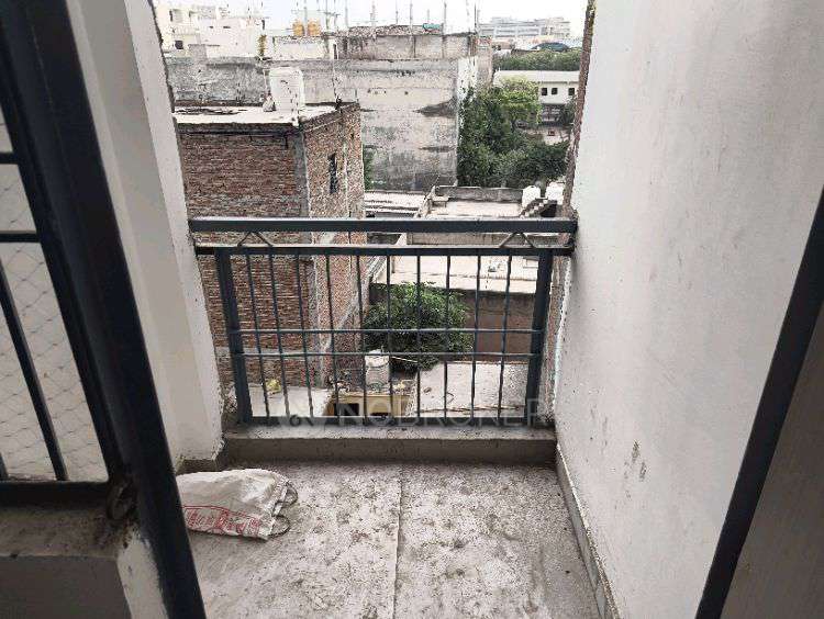 1 RK Flat In Silarpur  for Rent  In 81, Metro Station Road