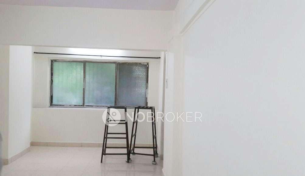 2 BHK Flat In Raj Kunj Society For Sale  In Chembur East