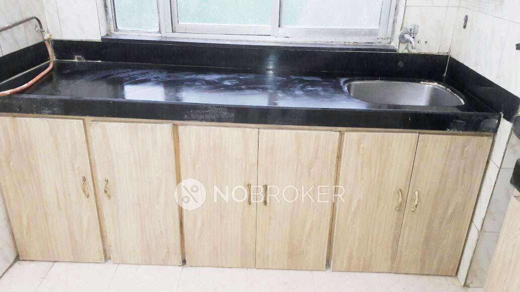 2 BHK Flat In Raj Kunj Society For Sale  In Chembur East