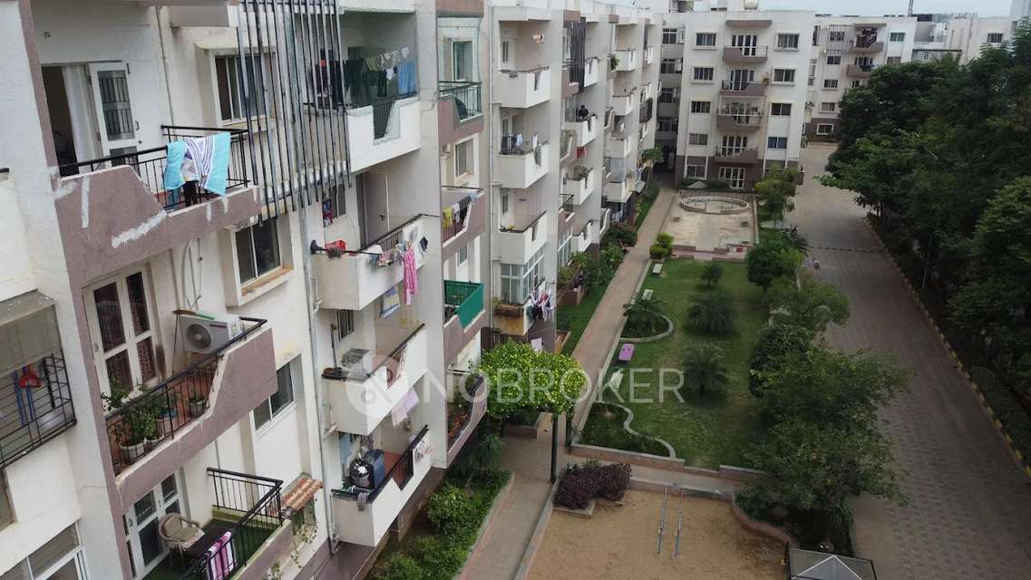 2 BHK Flat In Dsr Green Fields for Rent  In Nagondanahalli