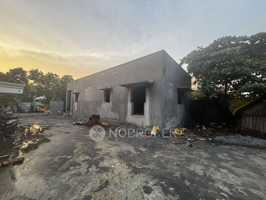 Godown/Warehouse in Neelankarai, Chennai for Rent 