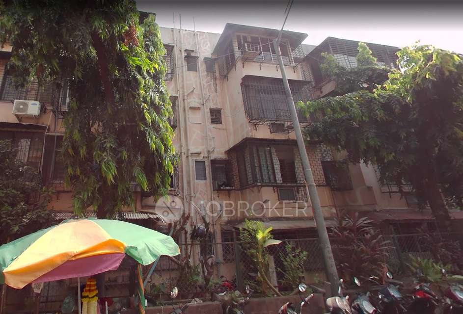 1 BHK Flat In Suraj Chs for Rent  In Juhu Tara Road