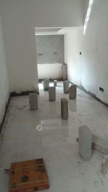 1 BHK Flat In Standalone Building  for Lease  In S.g. Palya