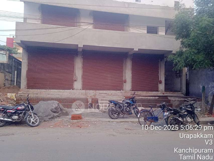 Showroom in Urapakkam, Chennai for Rent