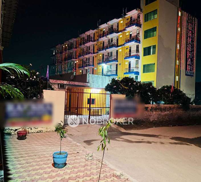 PG for Boys in Knowledge Park Ii