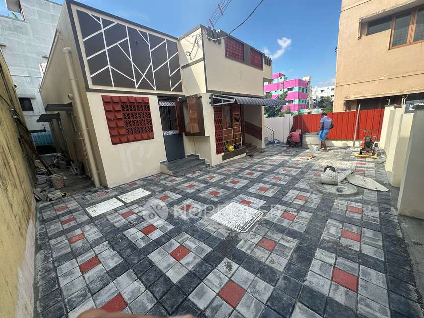 2 BHK House for Rent  In Iyyapanthangal 