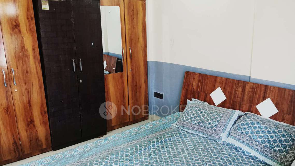 1 BHK Flat In Castle Chs For Sale  In Viman Nagar