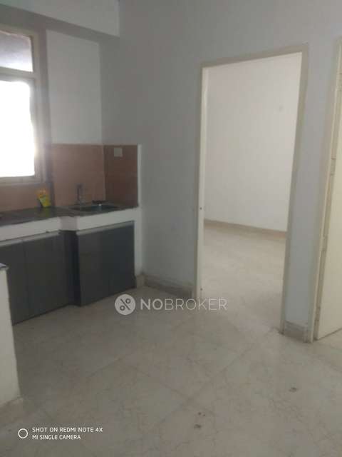 2 BHK Flat In Vashisth Heights,  Neharpar Faridabad for Rent  In  Neharpar Faridabad