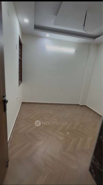 3 BHK Flat For Sale  In Laxmi Nagar