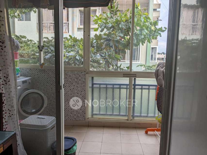 Single Room for Male In 3 BHK  In Nirman Sonestaa Iwoods, Bellandur In Bellandur