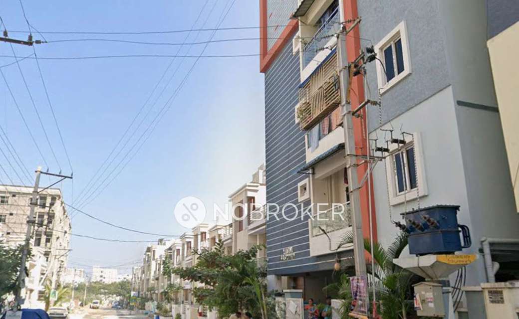 2 BHK Flat In  Yamini Towers For Sale  In Ramachandrapuram