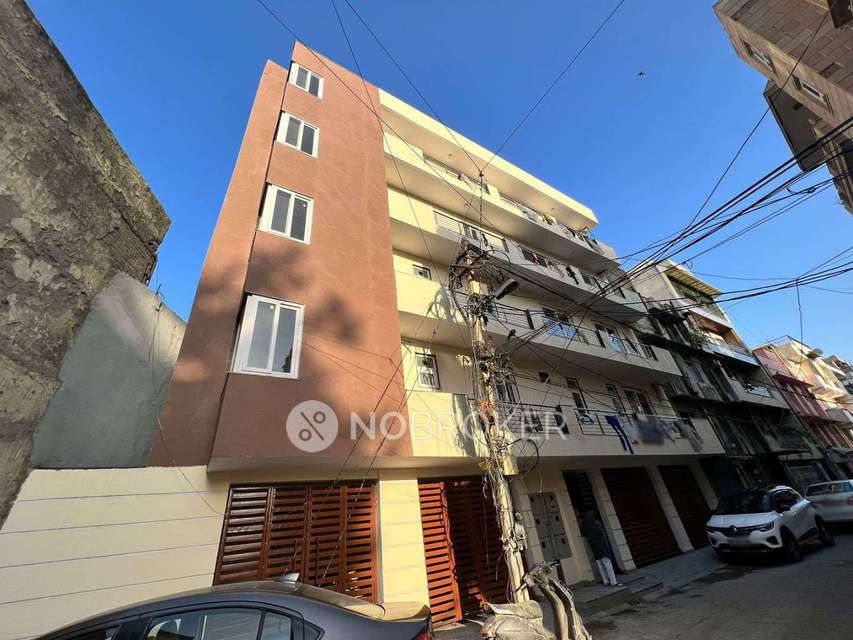 4 BHK Flat For Sale  In Rana Pratap Bagh