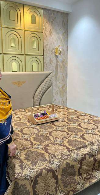 Single Room for Male In 2 BHK  In Indirapuram,