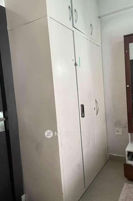 2 BHK Flat In Mahagunpuram Phase 1 For Sale  In Wave City Nh 24