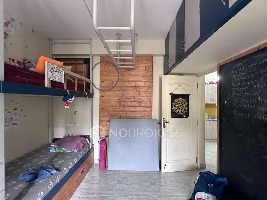 3 BHK Flat In Sri Nivas Apartment , Thilak Street , T Nagar For Sale  In T. Nagar