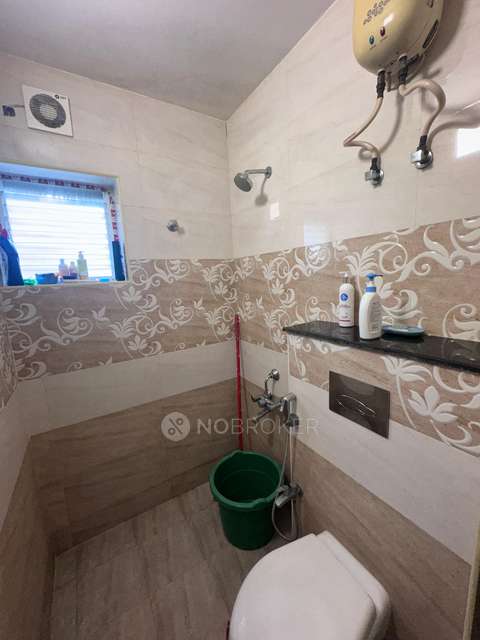 3 BHK Flat In Sri Nivas Apartment , Thilak Street , T Nagar For Sale  In T. Nagar