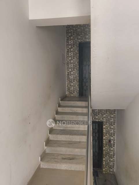 2 BHK Flat In Neha Residency For Sale  In Kondapur