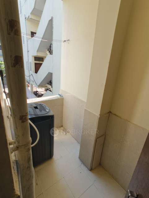 2 BHK Flat In Neha Residency For Sale  In Kondapur