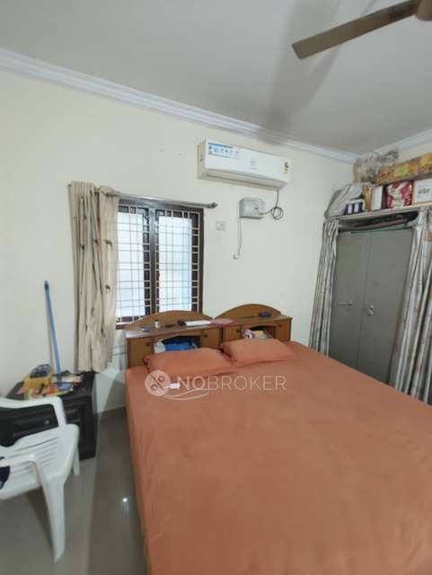 2 BHK Flat In Neha Residency For Sale  In Kondapur