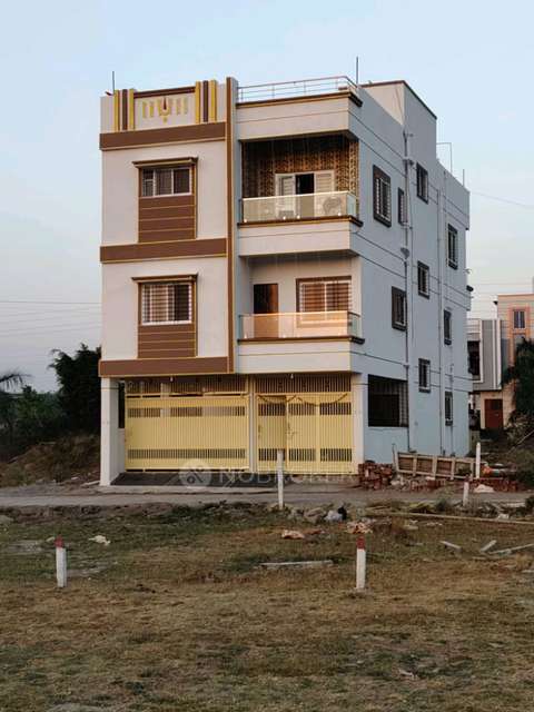2 BHK Flat In Gurukripa Apartment  for Rent  In H2m8+48, Kesnand, Maharashtra 412207, India