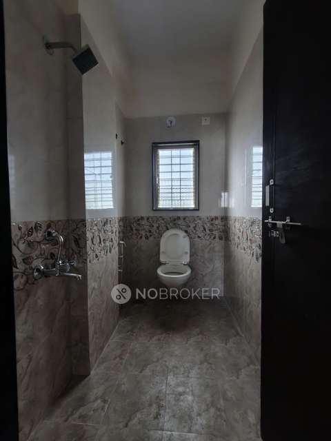2 BHK Flat In Gurukripa Apartment  for Rent  In H2m8+48, Kesnand, Maharashtra 412207, India