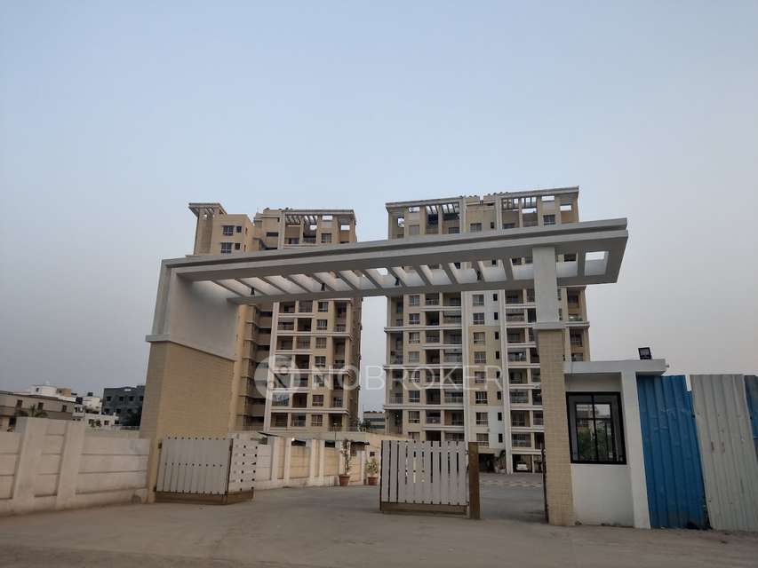 Shared Room for Male In 2 BHK  In Green Olive In Pimpri-chinchwad