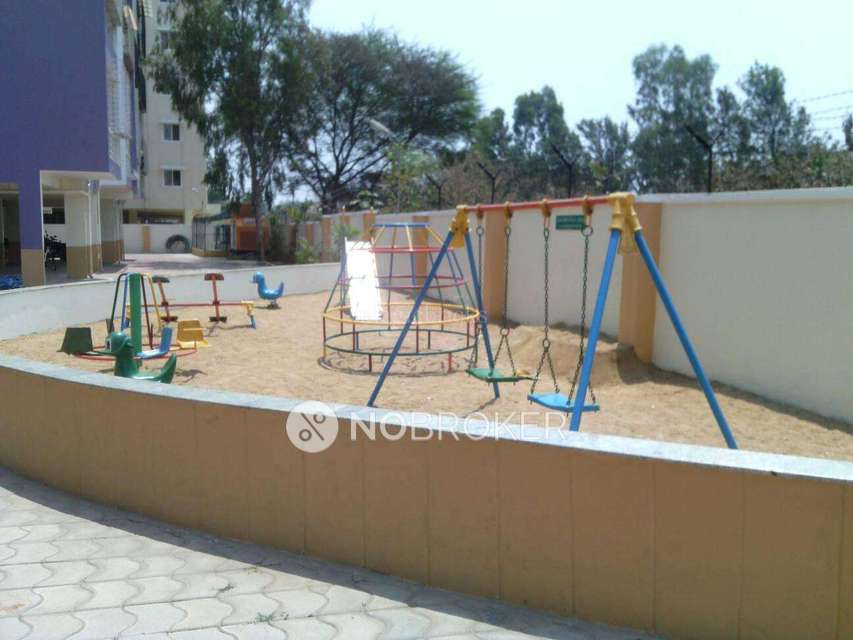 Single Room for Male In 3 BHK  In Innovative Petals B-block In Mahadevapura