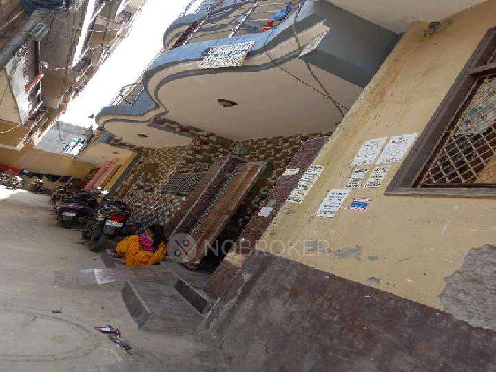 1 BHK Flat For Sale  In Sector 53