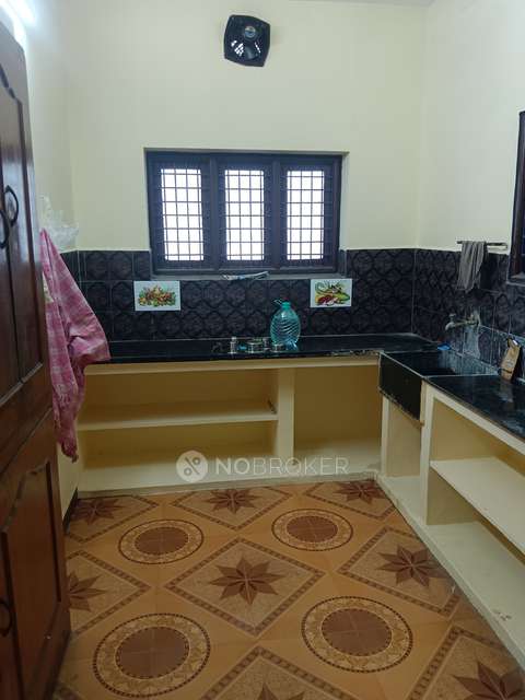 2 BHK Flat For Sale  In Selaiyur