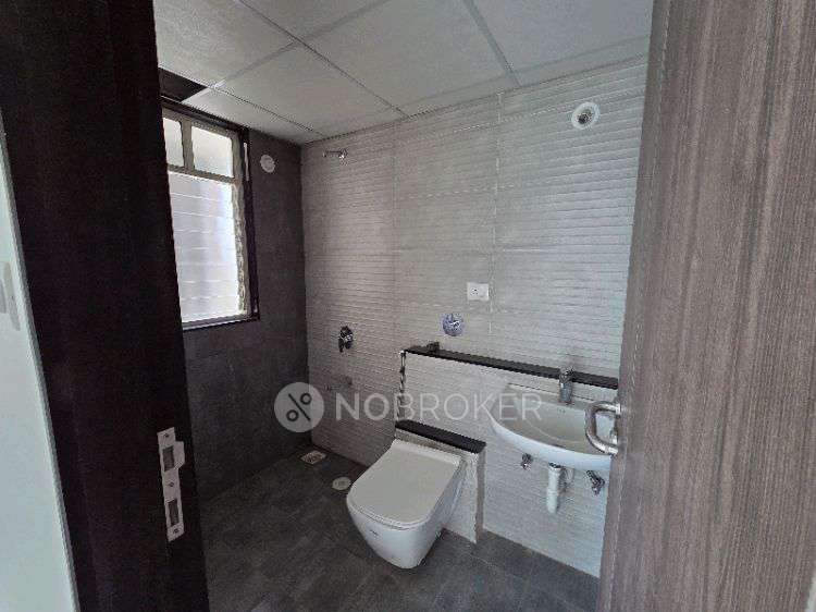 2 BHK Flat In Paranjape Trident Towers for Rent  In Wakad 