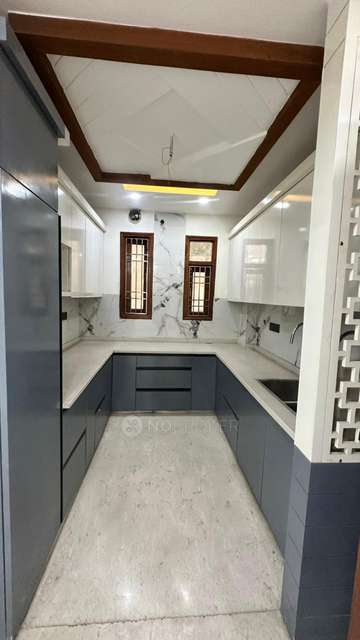 3 BHK Flat In Sb For Sale  In Sector 7