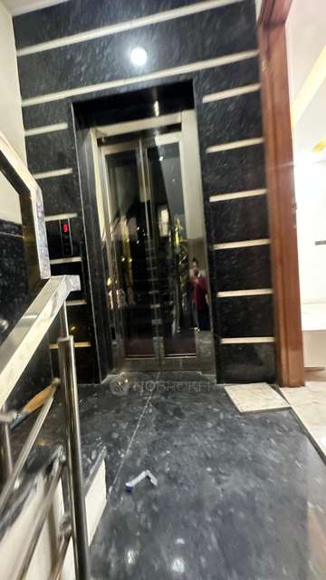 3 BHK Flat In Sb For Sale  In Sector 7