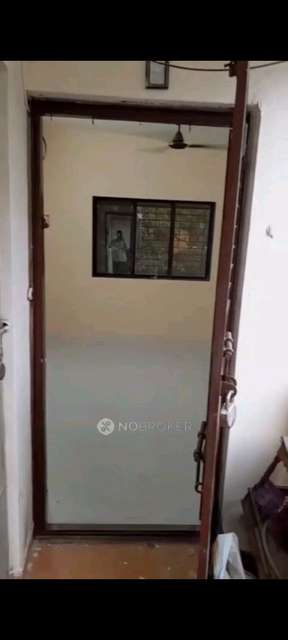 1 BHK Flat In New Rajnigandha Cooperative Housing Society For Sale  In Hira Vidyalaya