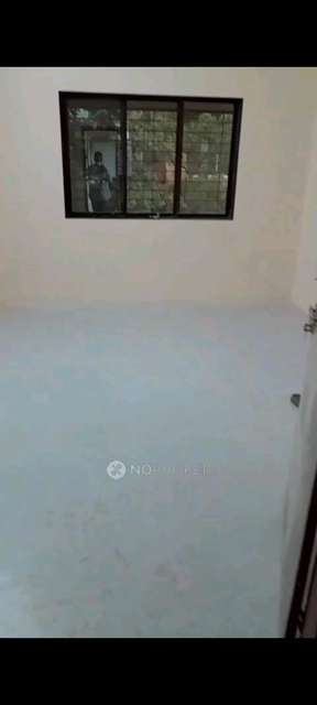 1 BHK Flat In New Rajnigandha Cooperative Housing Society For Sale  In Hira Vidyalaya