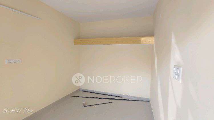 Shop in 101, Main Road, Near Canara Bank, Viveknagar Post, Vannarpet, Vannarpet Layout, Viveka Nagar, Bengaluru, Karnataka 560047, India, Bangalore for Rent