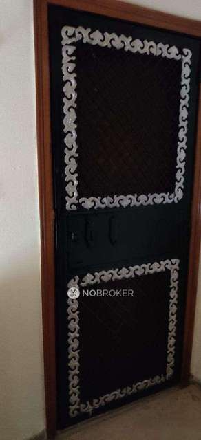 4 BHK Flat For Sale  In Pitam Pura