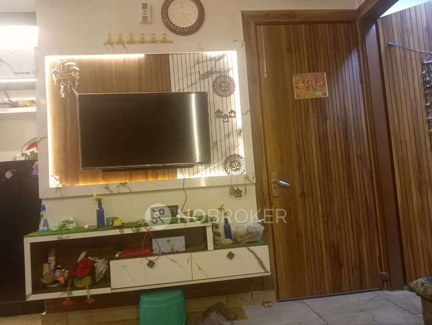 2 BHK Flat In Apartment For Sale  In Uttam Nagar