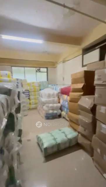 Godown/Warehouse in I C Colony, Borivali, Mumbai for Rent 