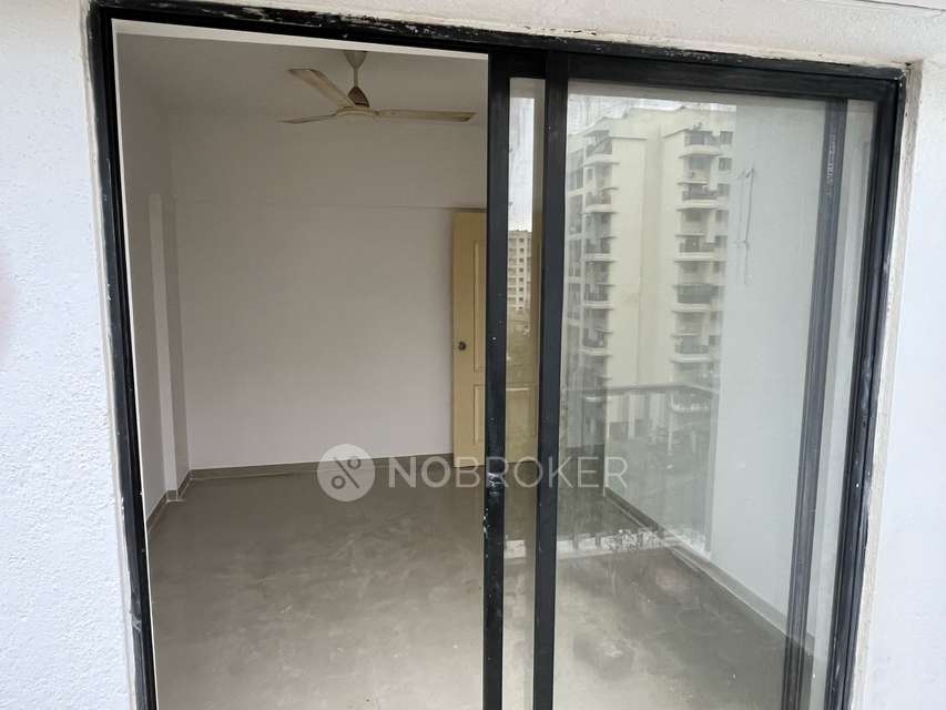 1 BHK Flat In Umang Premier  For Sale  In Wagholi