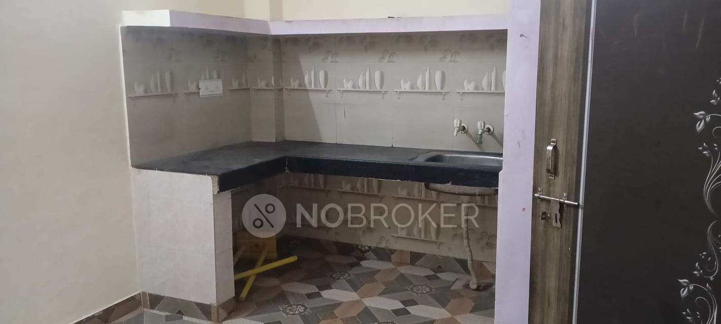 2 BHK Flat for Rent  In Sector 121