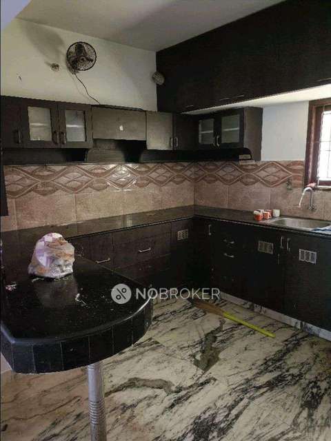 4+ BHK House For Sale  In Madavaram 